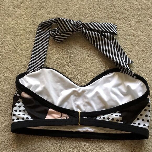 ModCloth Retro Bikini Top - Picture 2 of 3